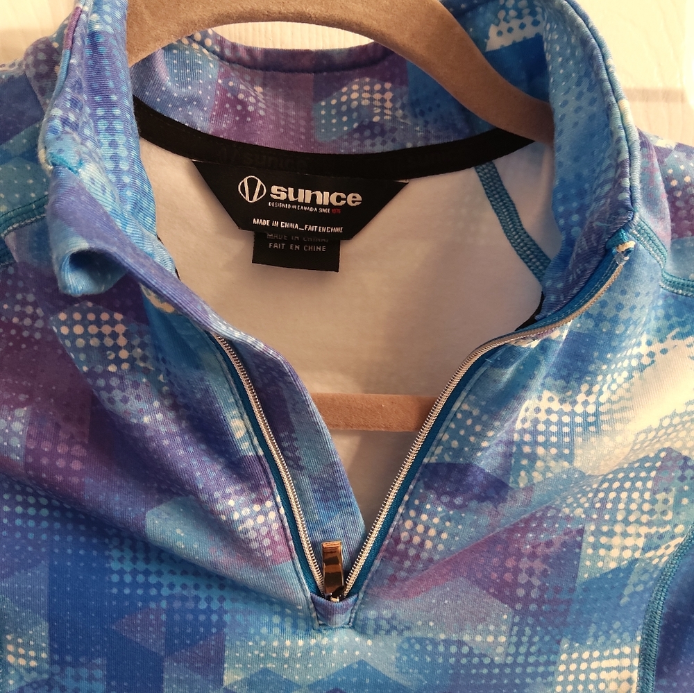 Sunice Pullover - image 2